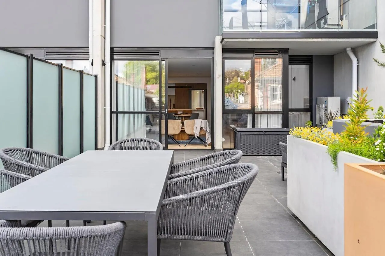 Appartamento Upscale Urban Designer With Large Terrace In Cbd Hobart